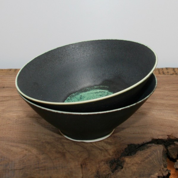 Rice Bowl aus Porzellan - schwarz-grün - hand made - von Beate Rönnefarth